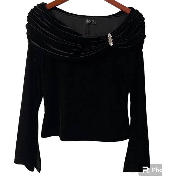 Xscape By Joanna Chen Tops - Xscape Joanna Chen Sz Small Blk Velvet Rhinestone Pin Evening Top Shawl Collar
